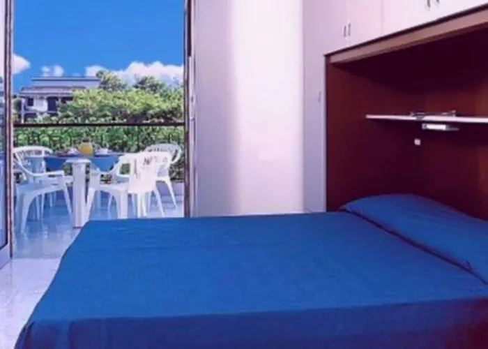 Apartment Bright With Terrace-beahost